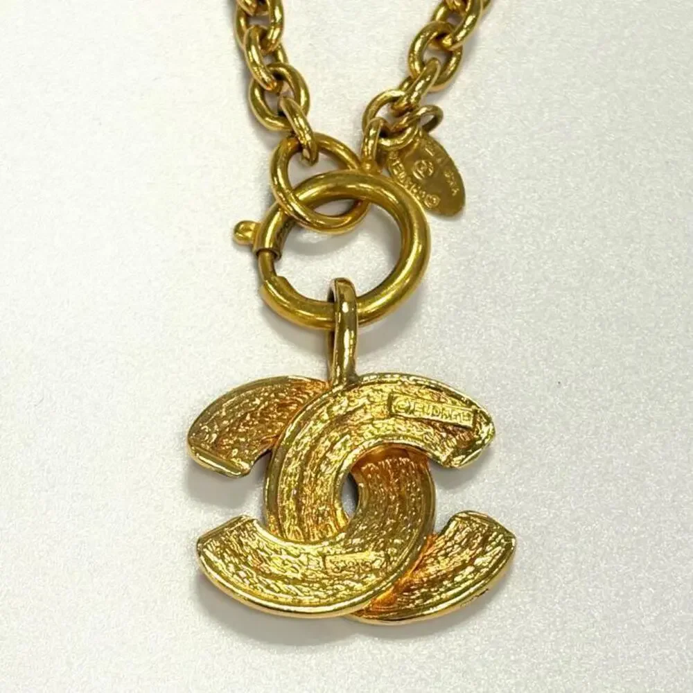 CHANEL vintage gold